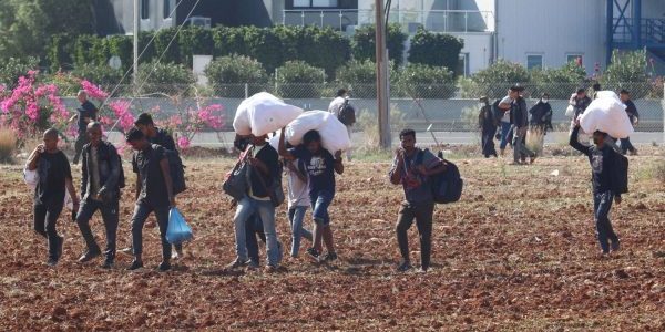 قبرص تخطط للحد من هجرة السوريين القادمة من لبنان